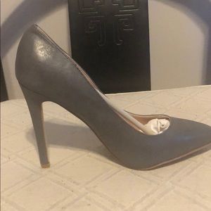 Medium grey 3 1/2 in heels